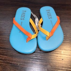 TKEES Kids Flip Flops NWOT